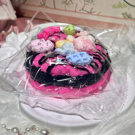 【DanHuang】コントラストカラーのドーナツ|クリーム状 ふんわりとした感触|Squishy toy |Pink Black