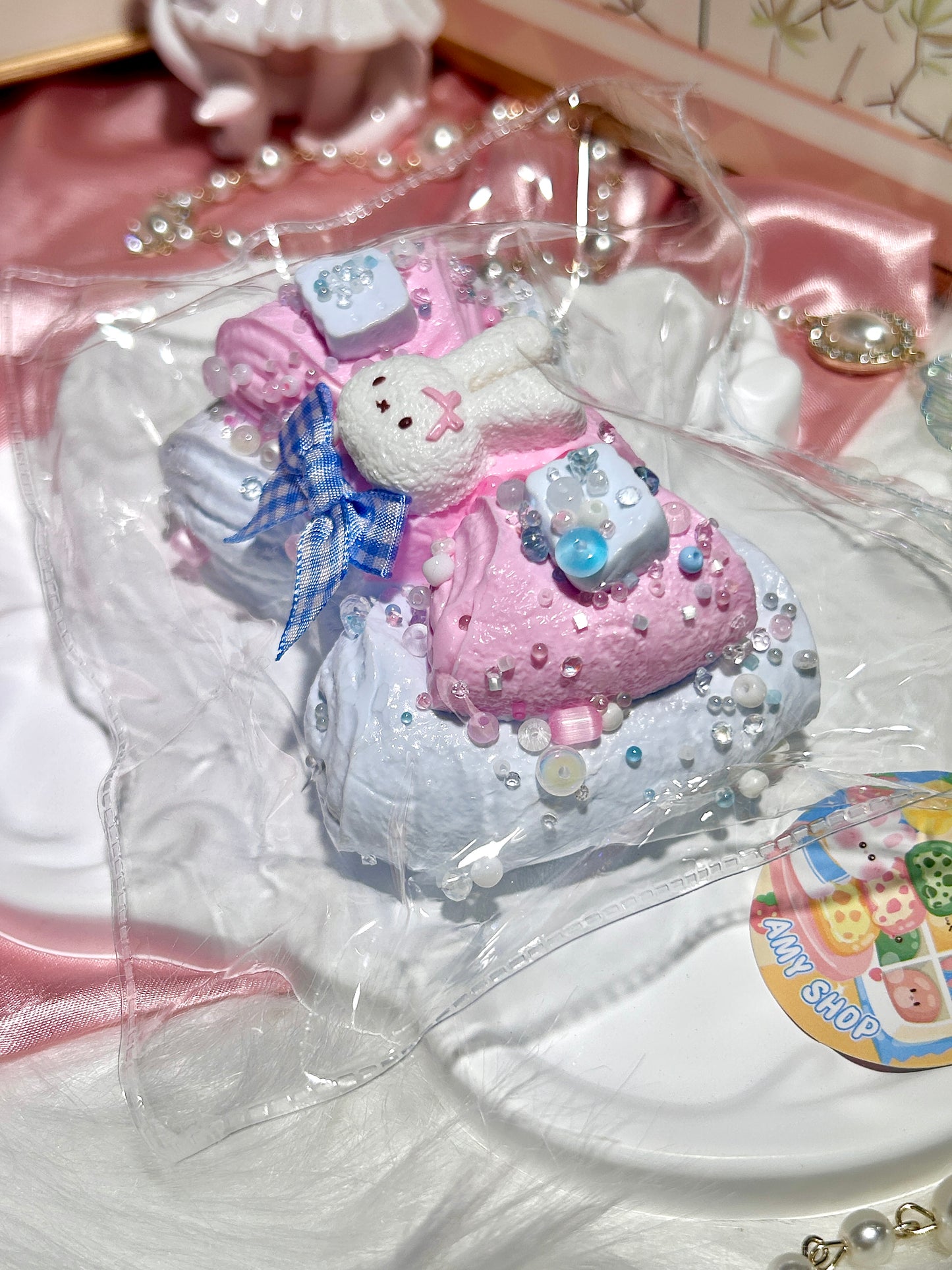 【Amy】うさぎのリボン|濃厚クリームスクイーズ ふわもち触感|癒しおもちゃ|Blue